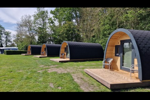 Pods buitenkant 2.jpg